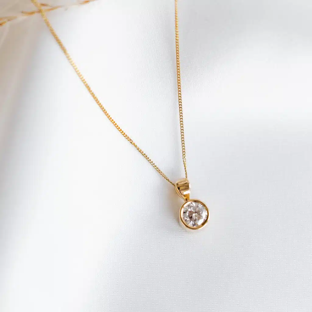 9ct Gold Memorial 6mm Moissanite Pendant Necklace - Cremation Ash or Pet Hair